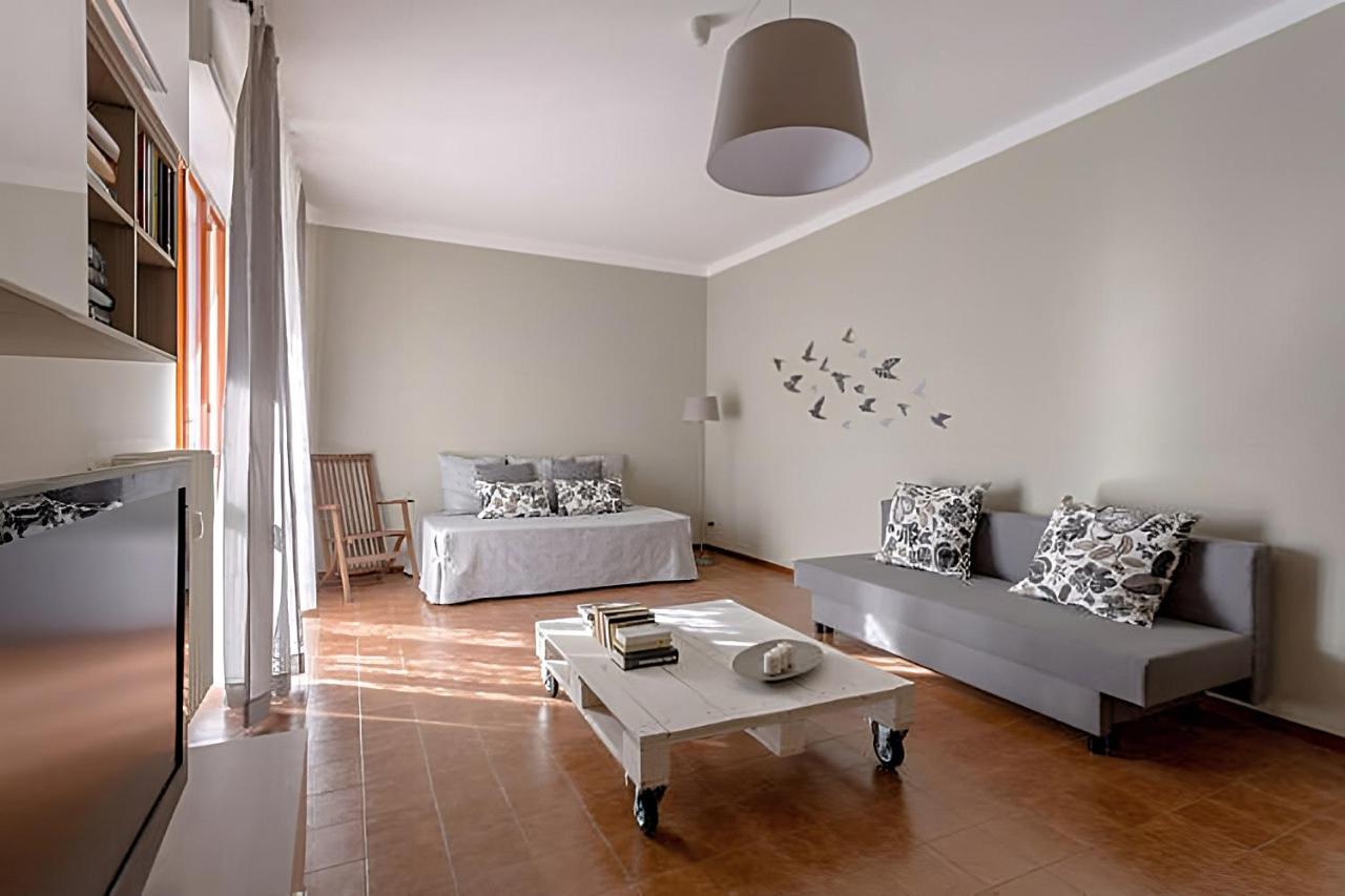 Natural Chic - Close To City Center And Beach - Parking Desenzano del Garda Exterior foto
